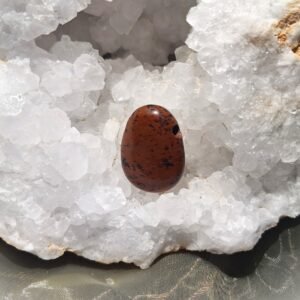 mahagon obsidiaan auguga