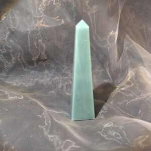 obelisk roheline aventuriin