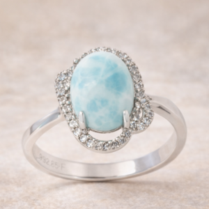 larimar hõbesõrmus topaasidega
